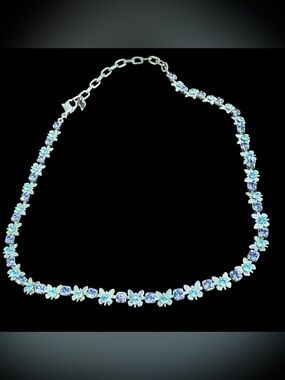 ✨Agatha "Butterfly" Choker - Icy Blue & Lavender Crystals - Vintage Style✨